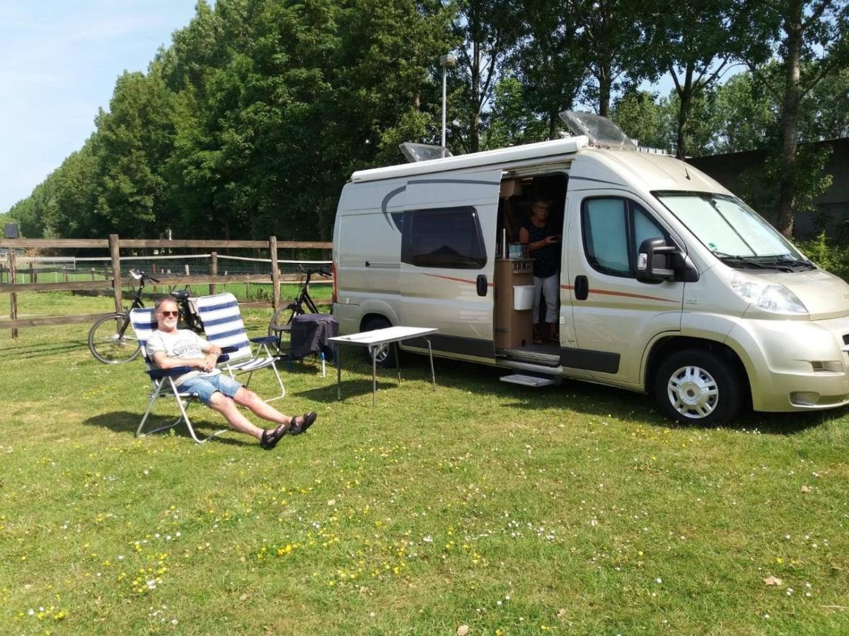 Bed&Breakfast en Camping in Waardenburg a2 Buitenkant foto